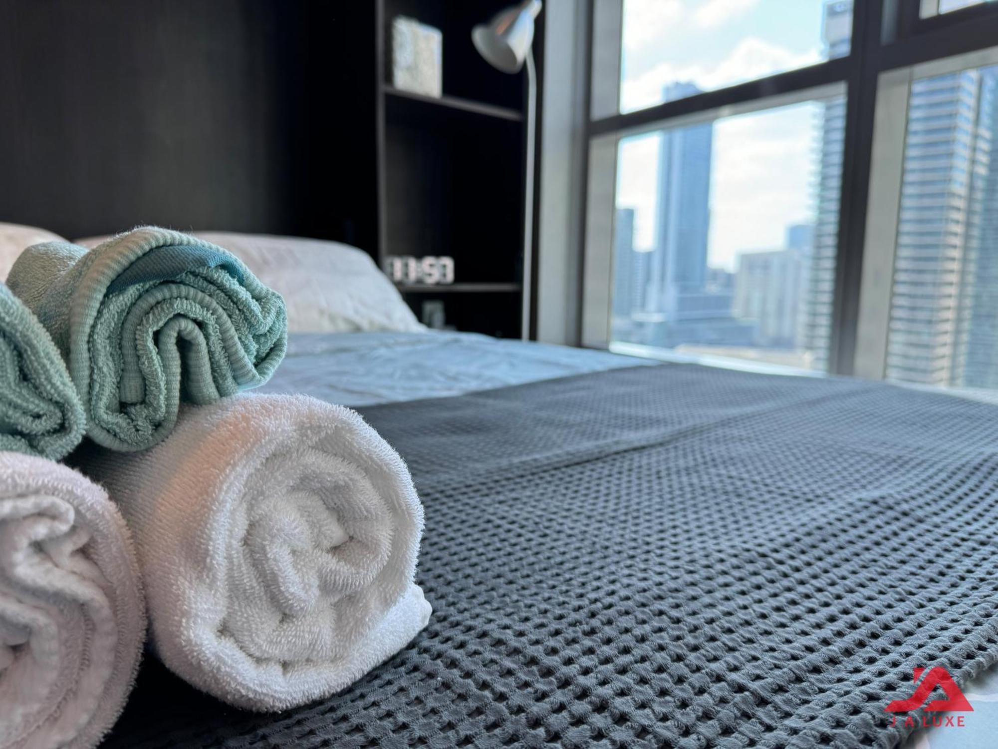 Cozy Marina & Sea View Apt In Bay Central Tower Dubai Marina With Modern Gym & Pool, Steps To Beach & Metro 外观 照片