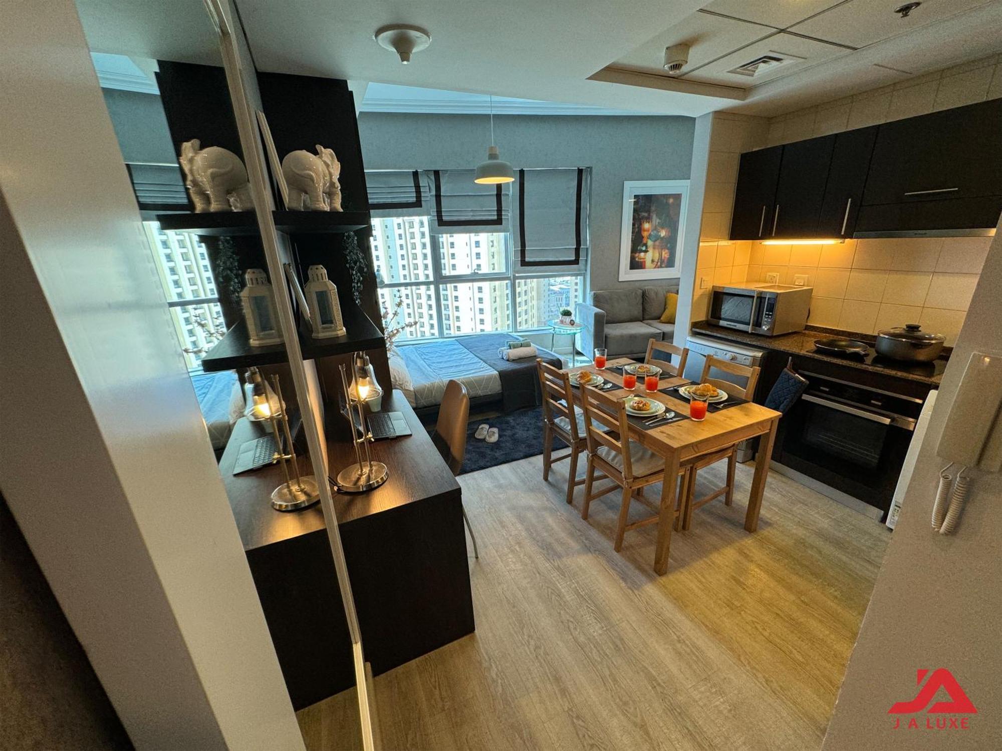 Cozy Marina & Sea View Apt In Bay Central Tower Dubai Marina With Modern Gym & Pool, Steps To Beach & Metro 外观 照片